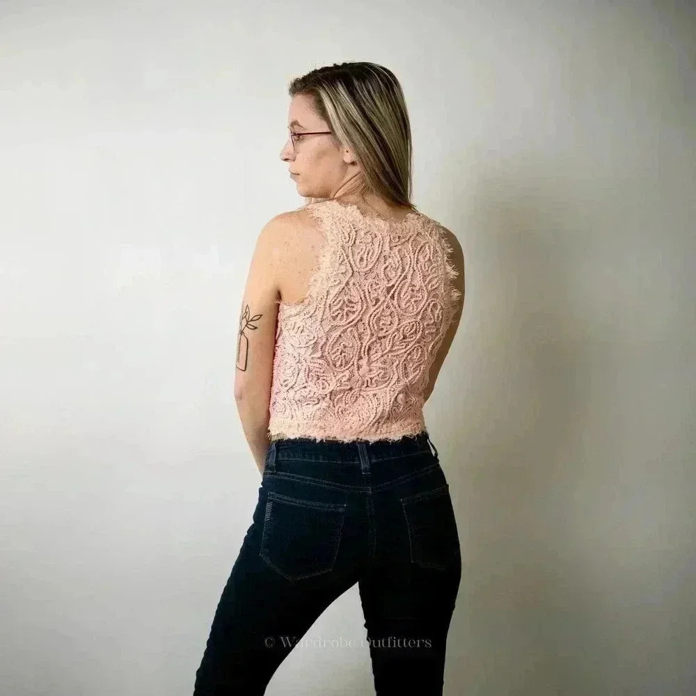 Blush Rose Pink Eyelash Woven Crochet Lace Cropped Tank Top - M - Picture 3 of 5